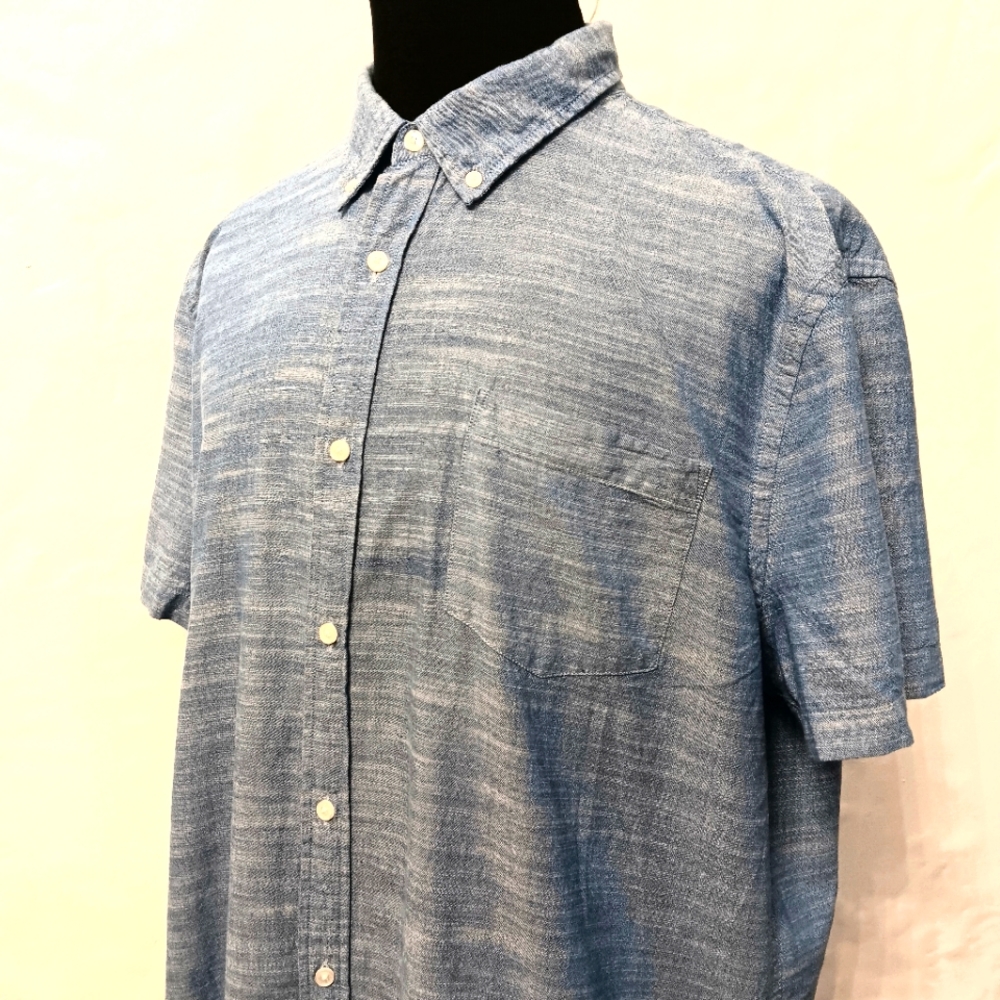 St. John's Bay cotton, short sleeve button-up. XXL.